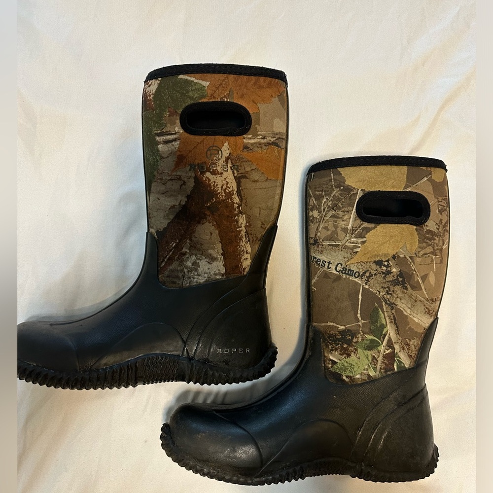 Black & camo Roper Barn boots men’s size 7